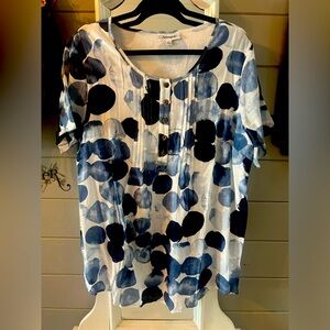 NWOT Serengeti Short Sleeve Fully Lined Top